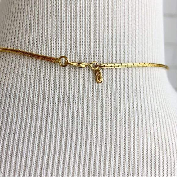 Monet Cream Enable Bird  Gold Chain Necklace - Picture 3 of 5